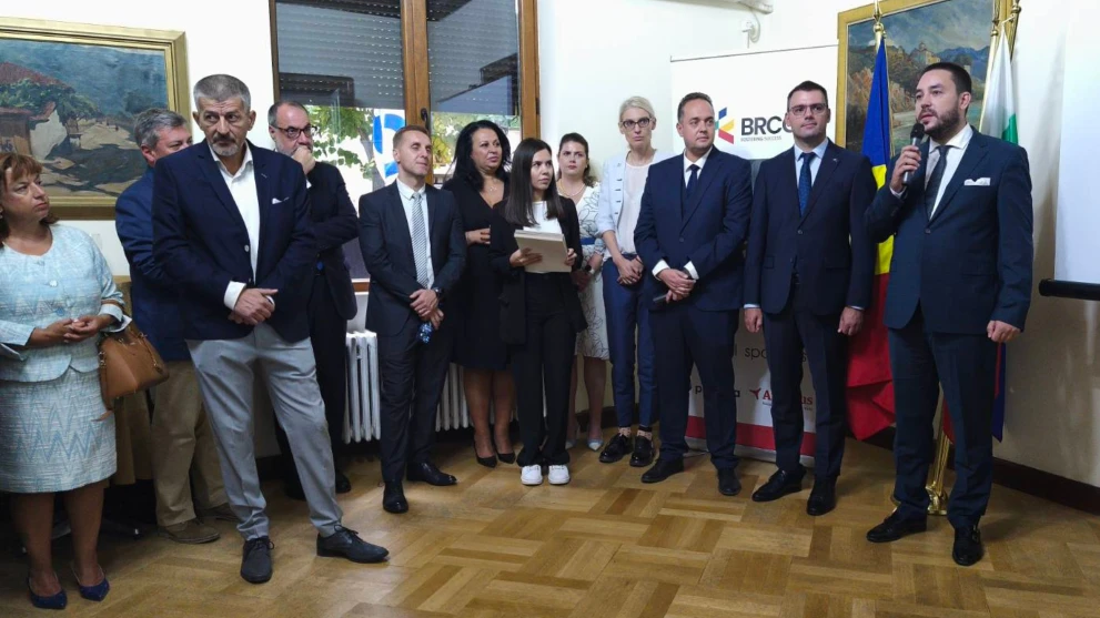 Over 100 business and institutions representatives received at the Bulgarian Embassy in Bucharest